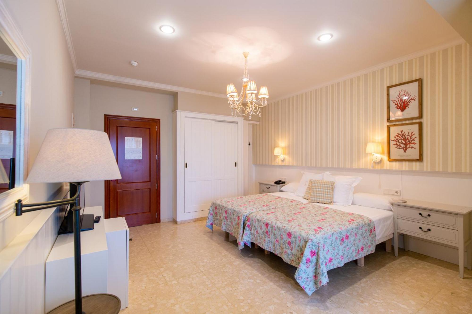 Hotel Los Angeles Denia Ruang foto